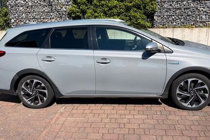 Toyota Auris 66.500 km 20.100 &euro; Rheine 48431