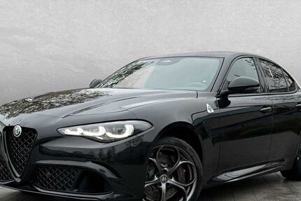 Alfa Romeo Giulia 1.550 km 76.590 &euro; Regensburg 93059