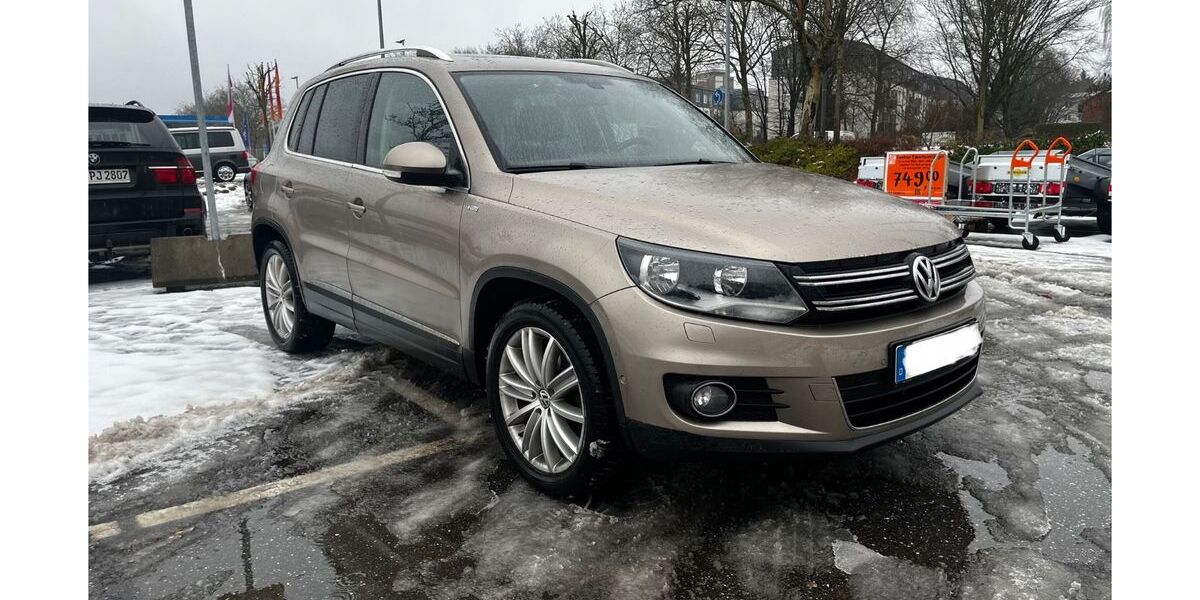 VW Tiguan 84.300 km 13.899 &euro; Hamburg 22523