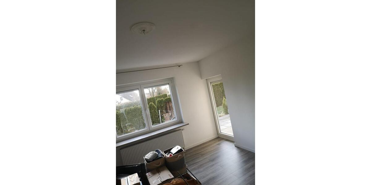Erdgeschoßwohnung Villingen-Schwenningen Schwenningen - 3 Zimmer, 105 m&sup2;, 960&euro; | Angebot:26336057