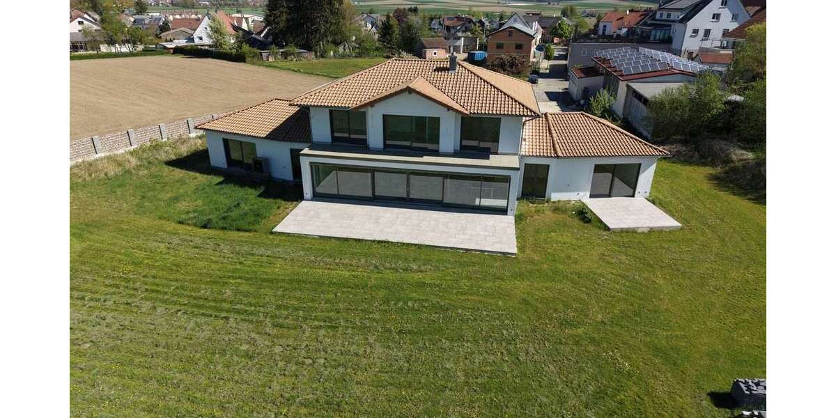 Einfamilienhaus Oberstadion - 8 Zimmer, 387 m&sup2;, 2.900&euro; | Angebot:26991543