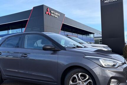 Hyundai i20 49.987 km 12.490 &euro; Königsbrunn 86343