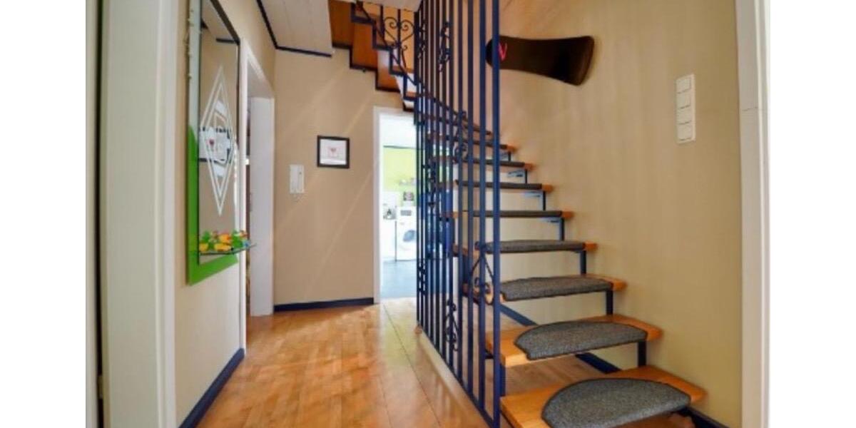 Maisonettenwohnung Hochheim am Main - 6 Zimmer, 163 m&sup2;, 1.800&euro; | Angebot:26251588