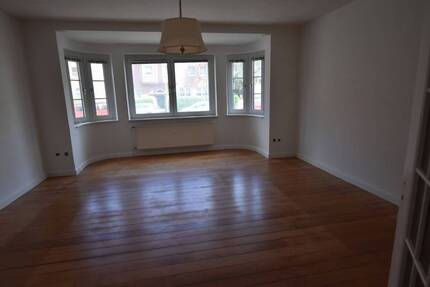 Großzügige 4-Zimmerwohnung mit Wintergarten - Renovierung 2023 4 zimmer