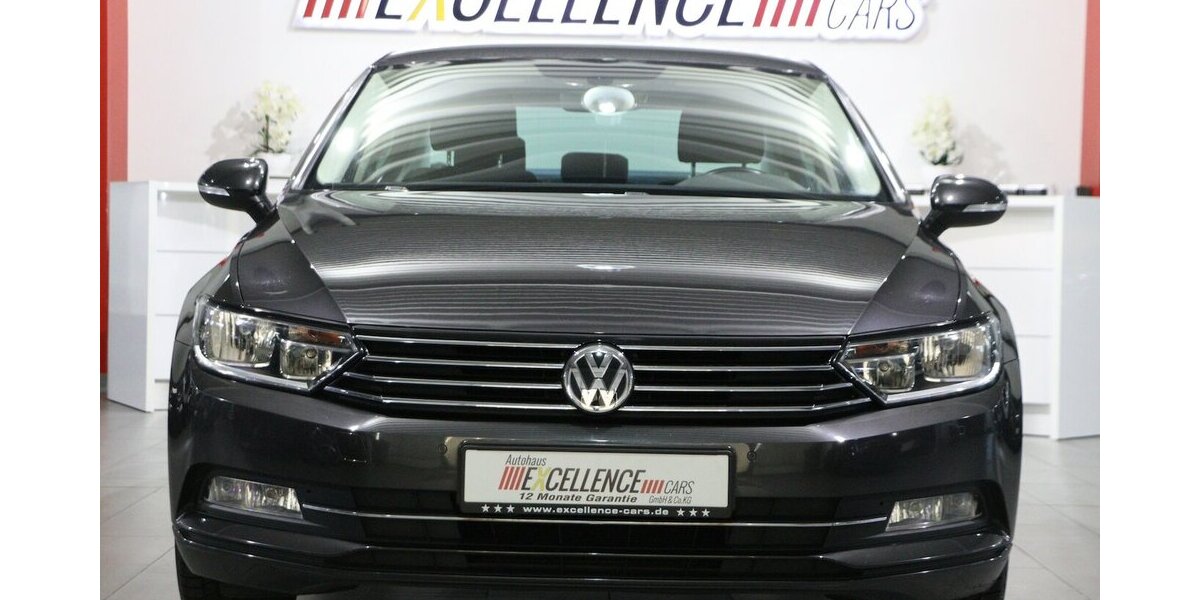 VW Passat 1.4 TSI Comfortline NAVI-DM+APPLE+ANDROID 159.000 km 11.888 &euro; Hamm 59077
