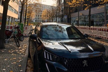 Peugeot 2008 40.000 km 22.500 &euro; Berlin 12045
