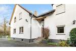 Mehrfamilienhaus, Wohnhaus Frankfurt Griesheim - 8 Zimmer, 175 m&sup2;, 399.000&euro; | Angebot:25389024