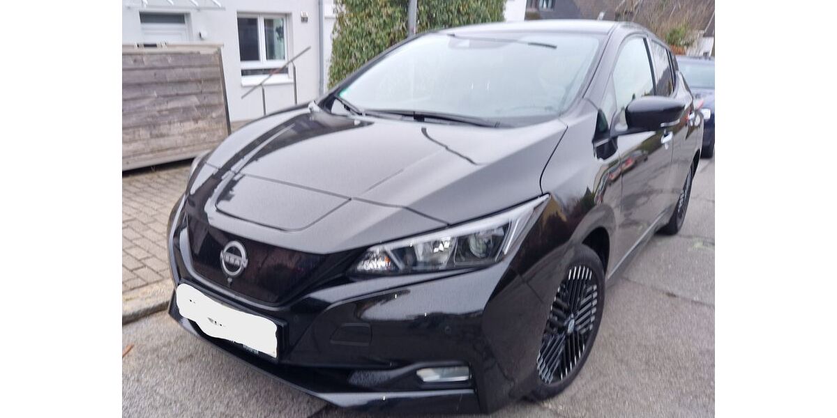 Nissan Leaf 28.500 km 13.450 &euro; Dortmund 44229