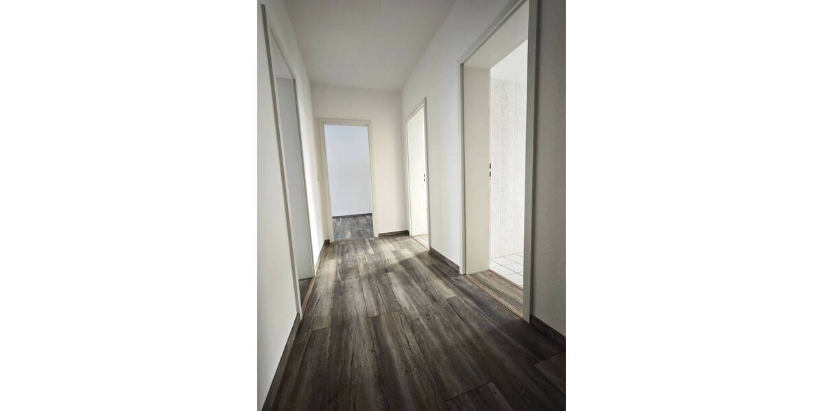 Zimmer Chemnitz Gablenz - 2 Zimmer, 63 m&sup2;, 350&euro; | Angebot:26016486