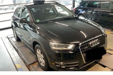 Audi Q3 112.300 km 14.990 € Sindelfingen 71065