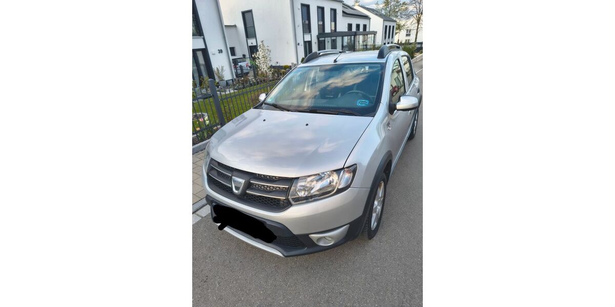 Dacia Sandero 140.000 km 3.600 &euro; Illertissen 89257