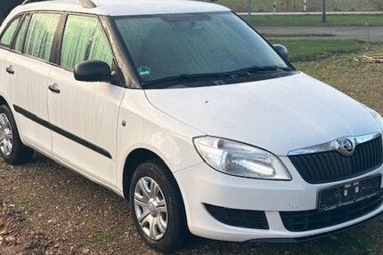 Skoda Fabia 179.621 km 4.500 &euro; Niederlangen 49779