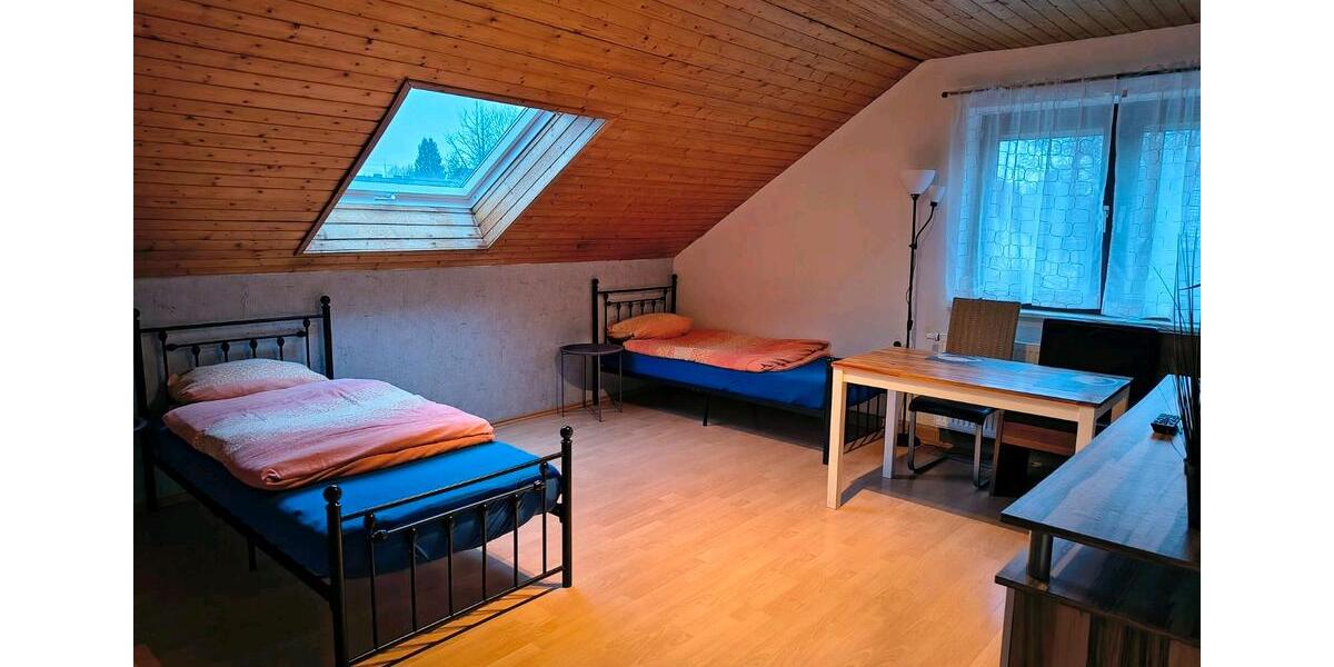 Dachgeschoßwohnung Olching - 1 Zimmer, 20 m&sup2;, 45&euro; | Angebot:24870760