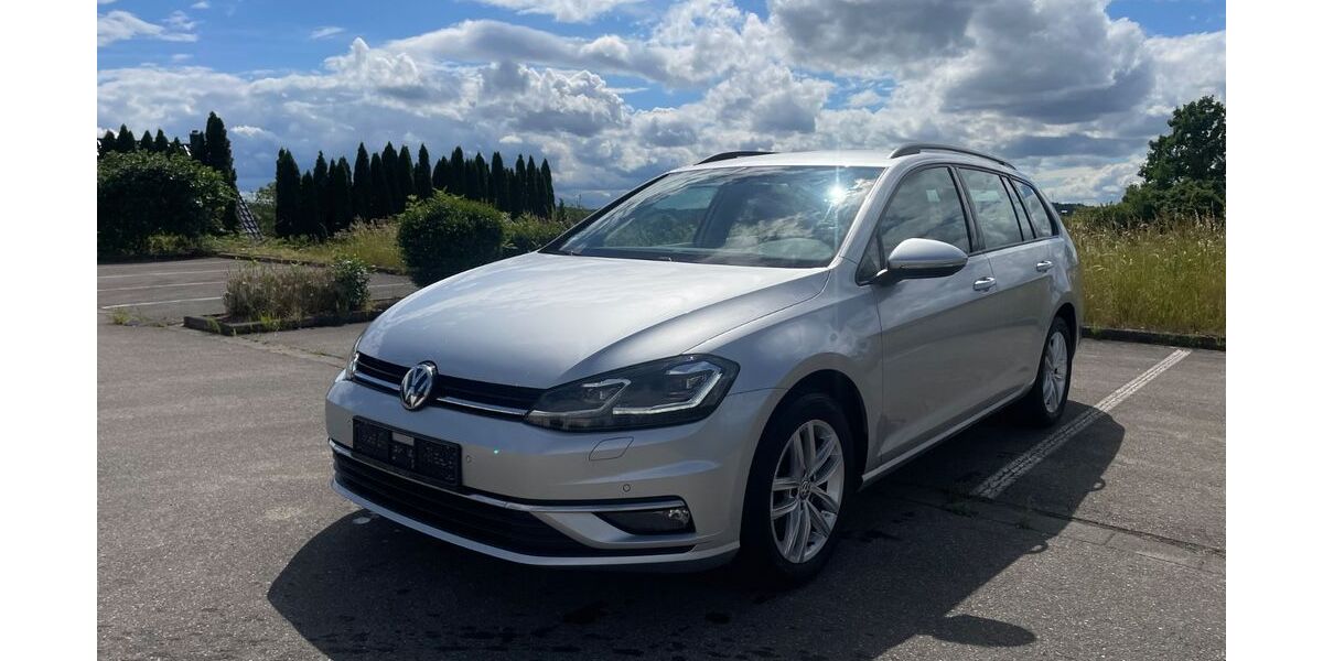 VW Golf 135.287 km 11.390 &euro; Burgau 89331