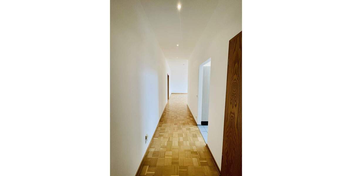 Etagenwohnung Berlin Charlottenburg - 3 Zimmer, 121 m&sup2;, 1.936&euro; | Angebot:25567451