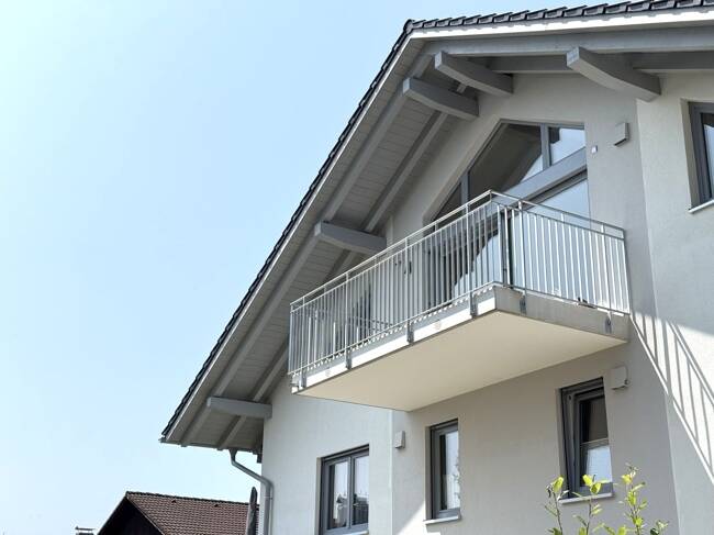 Murnau: zentrumsnah und trotzdem traumhaft ruhig - moderne Dachgeschoßwohnung mit Panoramablick