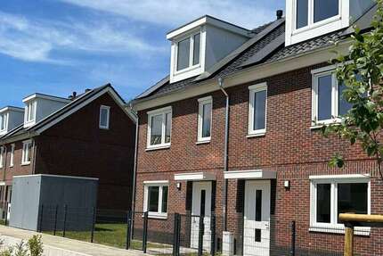 Haus zum Mieten in Krostitz 1.900 € 118 m² 5 zimmer