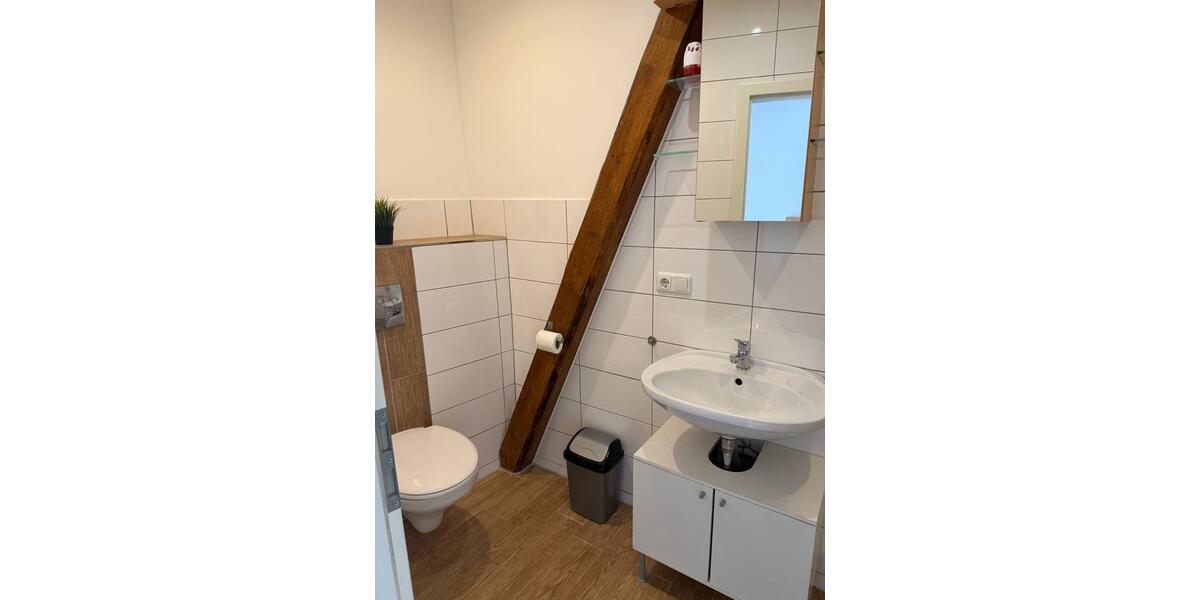 Einfamilienhaus Bad Gandersheim - 8 Zimmer, 245 m&sup2;, 255.000&euro; | Angebot:26381446