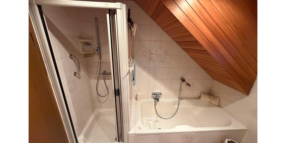 Doppelhaushälfte Illingen - 6 Zimmer, 120 m&sup2;, 180.000&euro; | Angebot:27225712