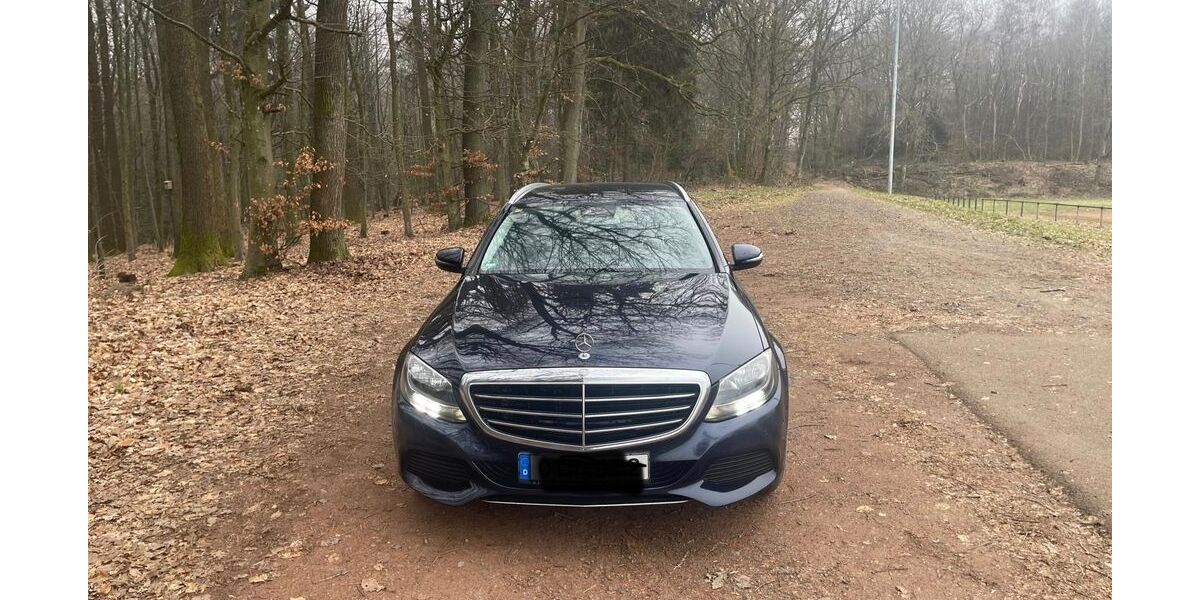 Mercedes-Benz 220 130.385 km 18.490 &euro; Ottweiler 66564