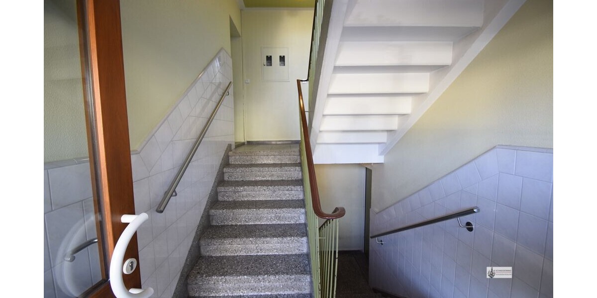 Große 71 m² 3 Zimmer Wohnung mit Einbauküche und Balkon 3 zimmer