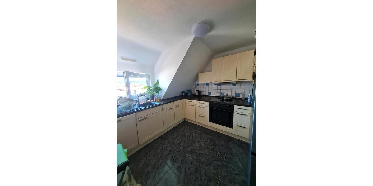 Dachgeschoßwohnung Eislingen (Fils) - 1 Zimmer, 15 m&sup2;, 425&euro; | Angebot:25477867