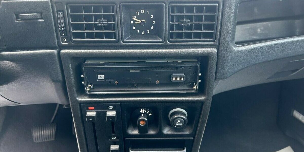 Opel Kadett E Beauty Lim. SEDAN GSD AUTOM- SERVO 74.000 km 6.950 &euro; Hannover 30179
