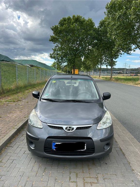 i10
