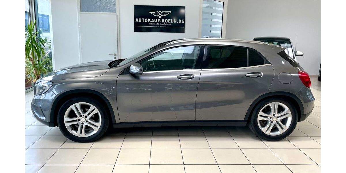 Mercedes-Benz GLA 200 135.689 km 18.990 &euro; Köln 51067