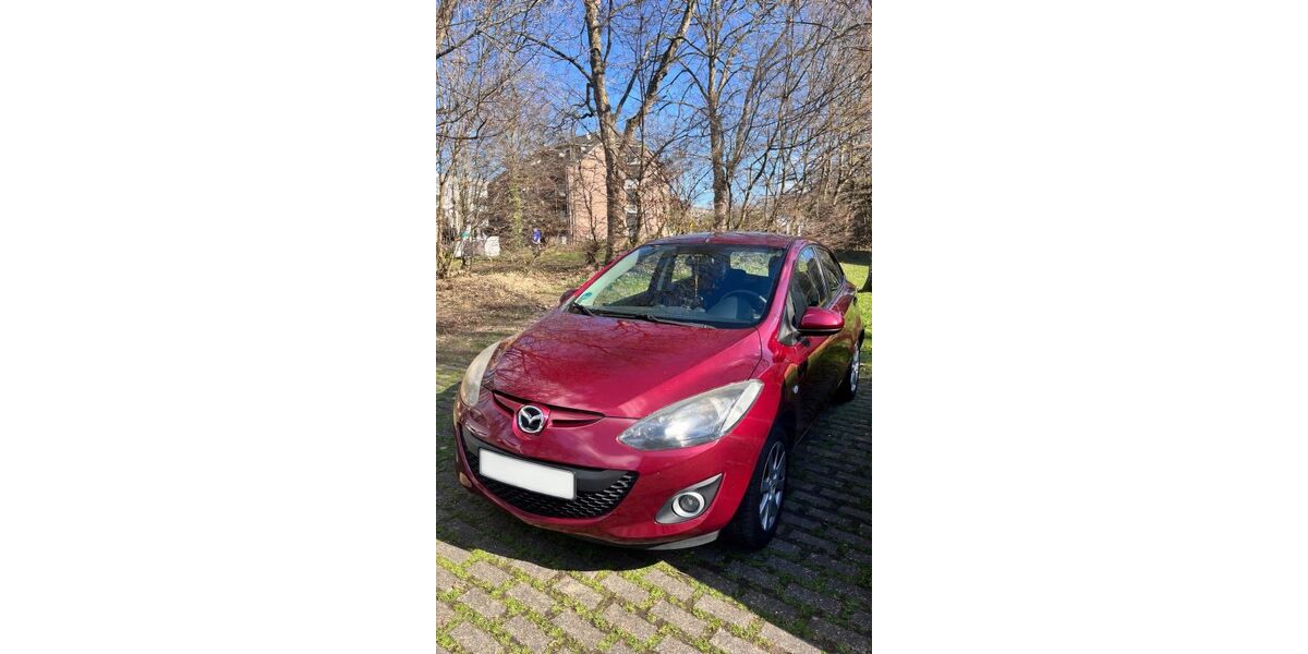 Mazda 2 132.000 km 5.100 &euro; Leverkusen 51381