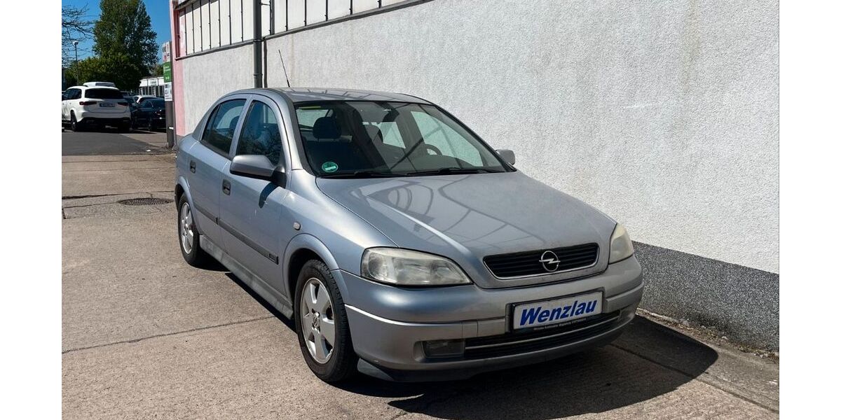 Opel Astra 213.000 km 1.990 &euro; Magdeburg 39128