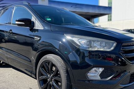 Ford Kuga 151.000 km 13.500 € Ravensburg 88214