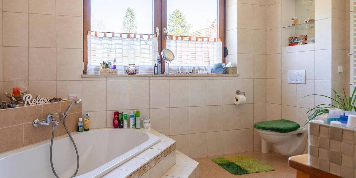 Doppelhaushälfte Pirna Graupa - 5 Zimmer, 129 m&sup2;, 459.000&euro; | Angebot:26389872