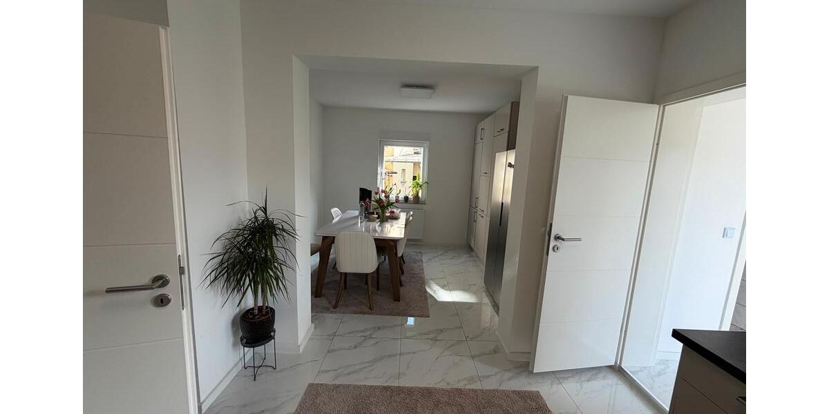 Einfamilienhaus Gummersbach Berstig Süd - 7 Zimmer, 140 m&sup2;, 349.000&euro; | Angebot:27014735