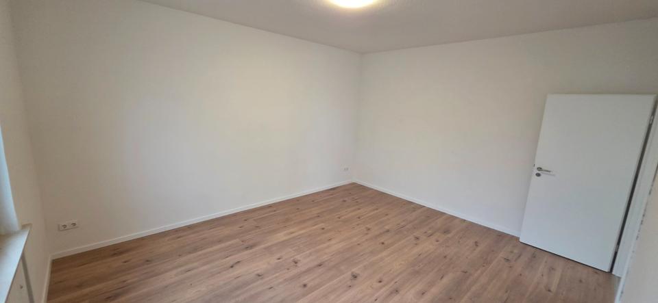 Einfamilienhaus Melle - 6 Zimmer, 175 m&sup2;, 1.750&euro; | Angebot:25862661