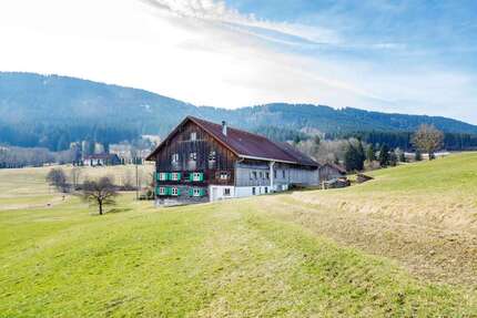 Haus Weitnau - 9 Zimmer, 240 m&sup2;, 699.000&euro; | Angebot:26165109