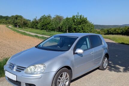 VW Golf 210.000 km 3.499 &euro; Allmersbach im Tal 71573