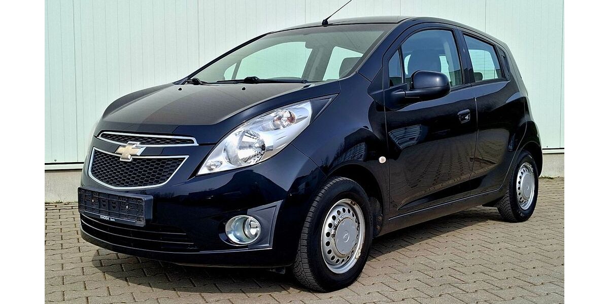 Chevrolet Spark 75.000 km 3.499 &euro; Berlin 13125