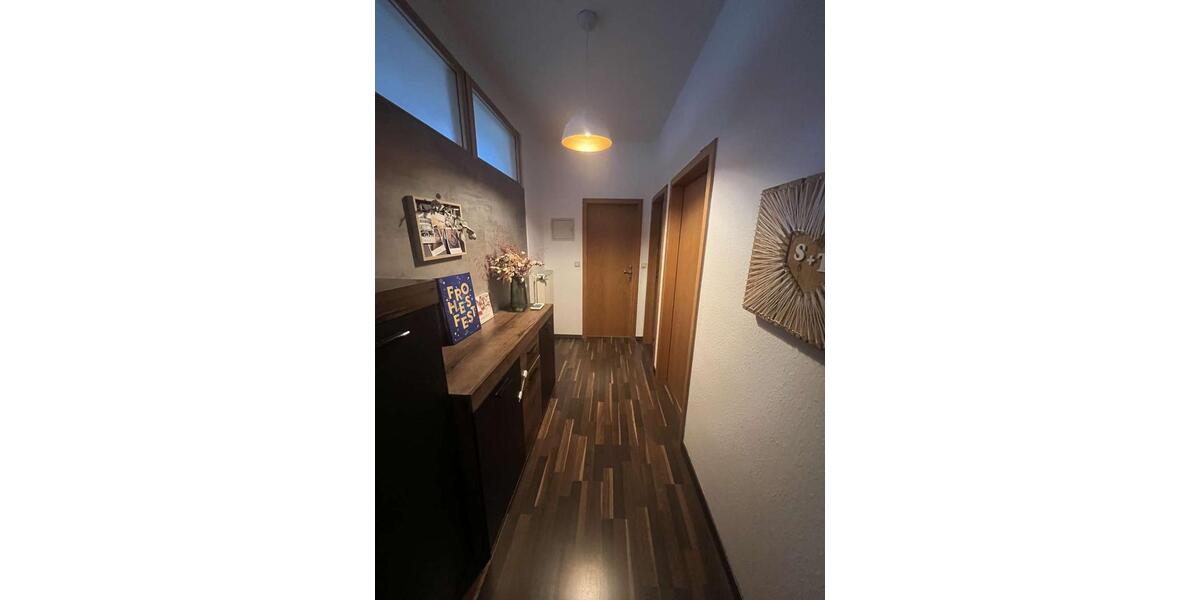 Etagenwohnung Nordenham - 5 Zimmer, 107 m&sup2;, 820&euro; | Angebot:25542233