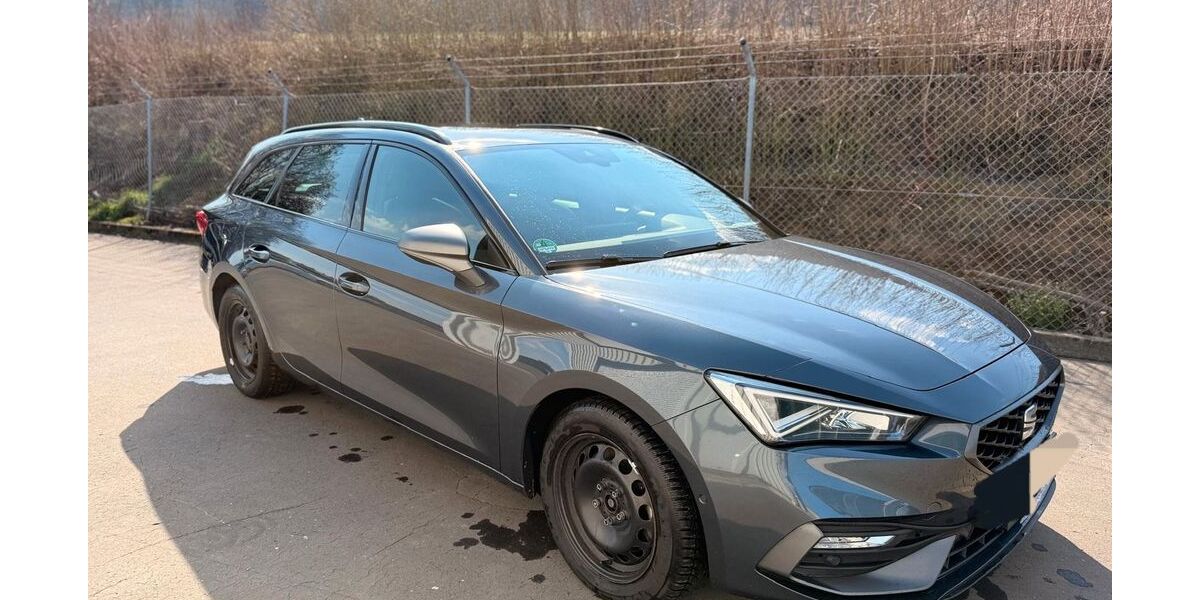 Seat Leon 89.463 km 20.990 &euro; Lauda 97922