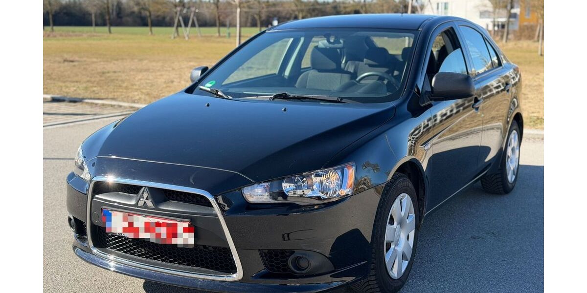 Mitsubishi Lancer 66.000 km 2.700 &euro; Hohenbrunn 85662