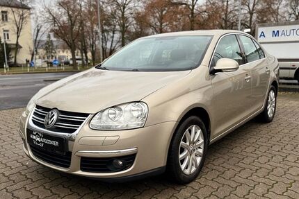 VW Jetta 175.000 km 2.499 &euro; Schweinfurt 97421