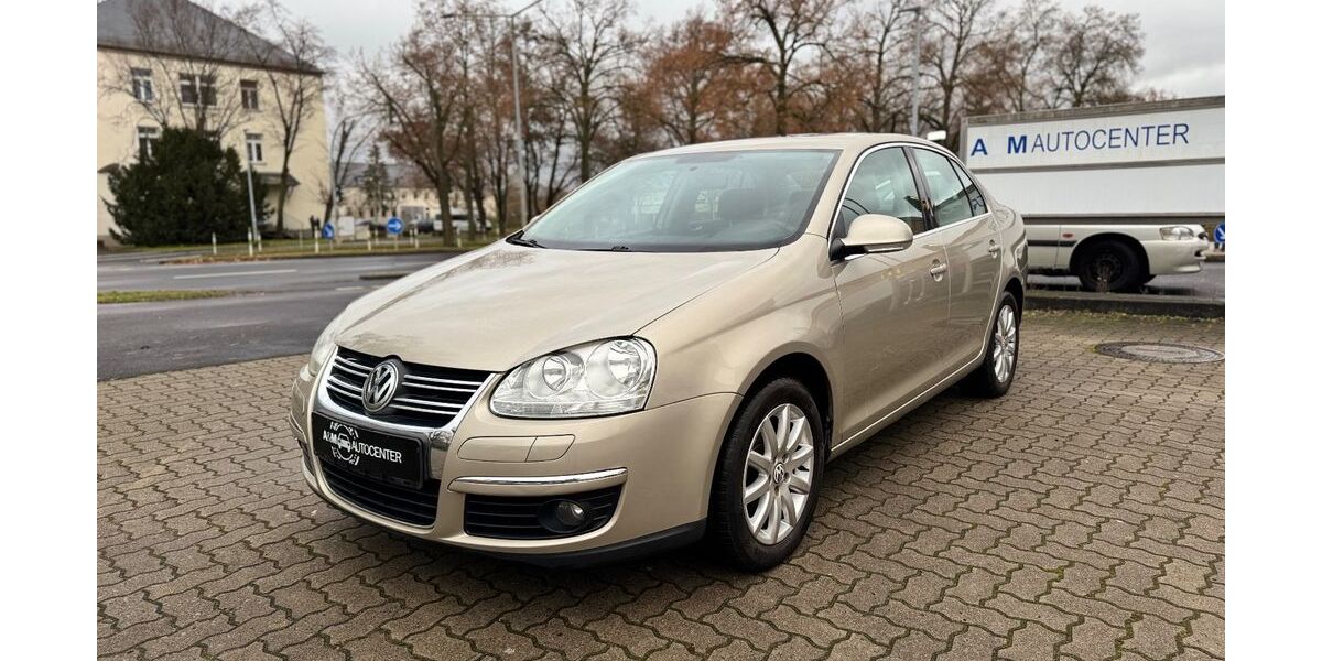 VW Jetta 175.000 km 2.499 &euro; Schweinfurt 97421