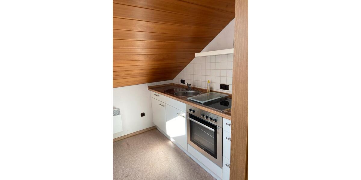 Dachgeschoßwohnung Langweid am Lech - 3 Zimmer, 66 m&sup2;, 640&euro; | Angebot:25422523