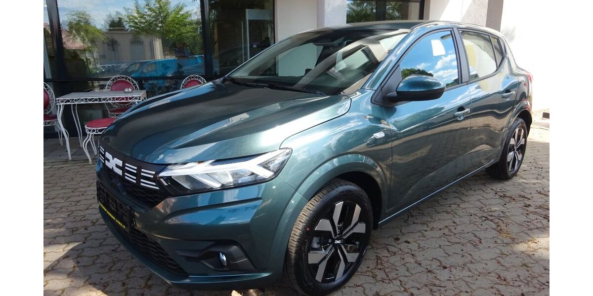 Dacia Sandero 6.879 km 17.990 &euro; Dresden 01217