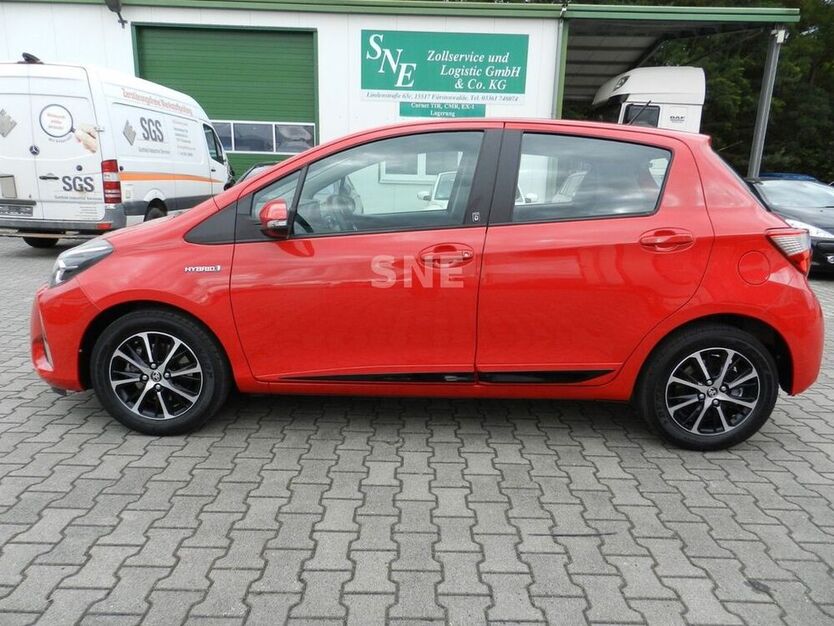 Yaris