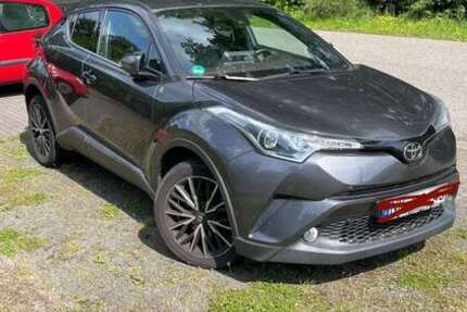 Toyota C-HR 86.500 km 14.000 € Berlin 12359