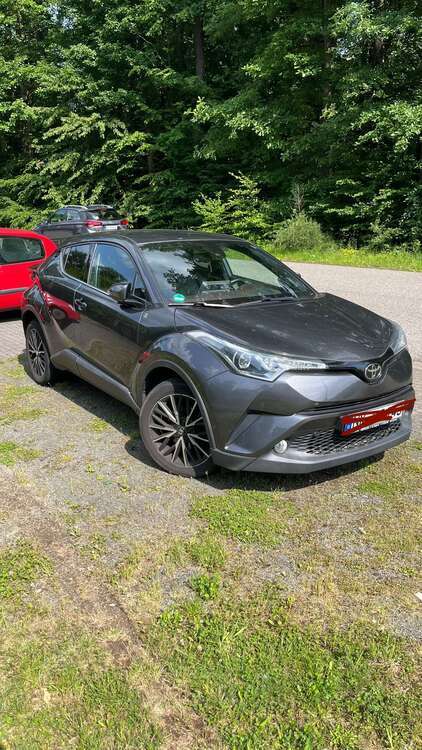Toyota C-HR 86.500 km 14.000 € Berlin 12359