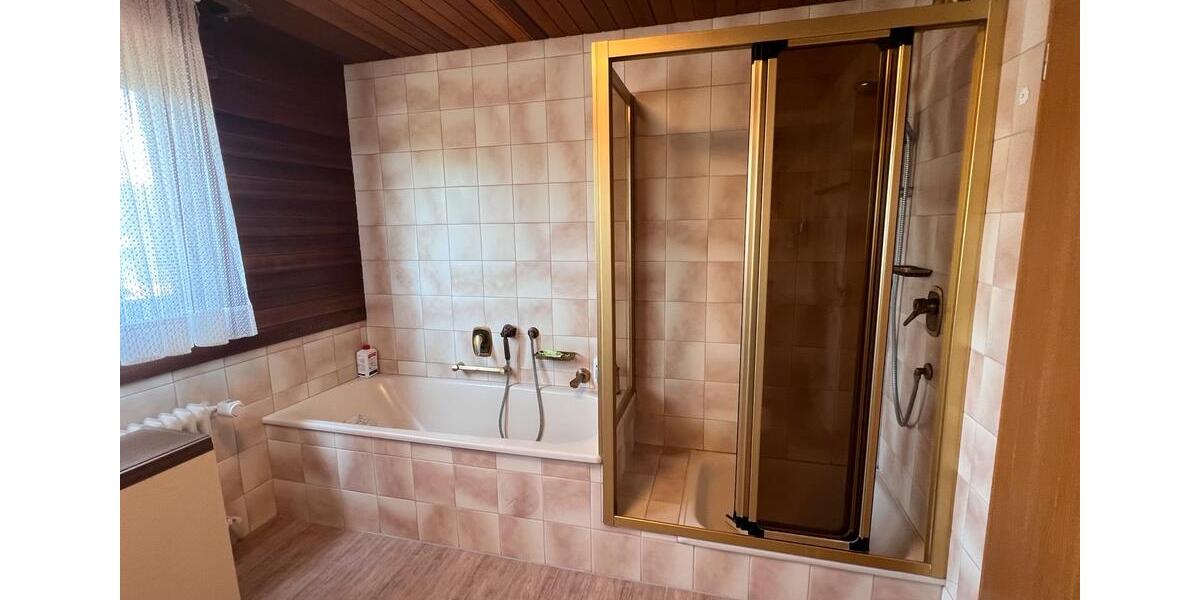 Doppelhaushälfte Leopoldshöhe - 5.5 Zimmer, 163 m&sup2;, 395.000&euro; | Angebot:26815449