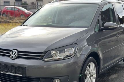 VW Touran 283.000 km 6.250 &euro; Eckental 90542